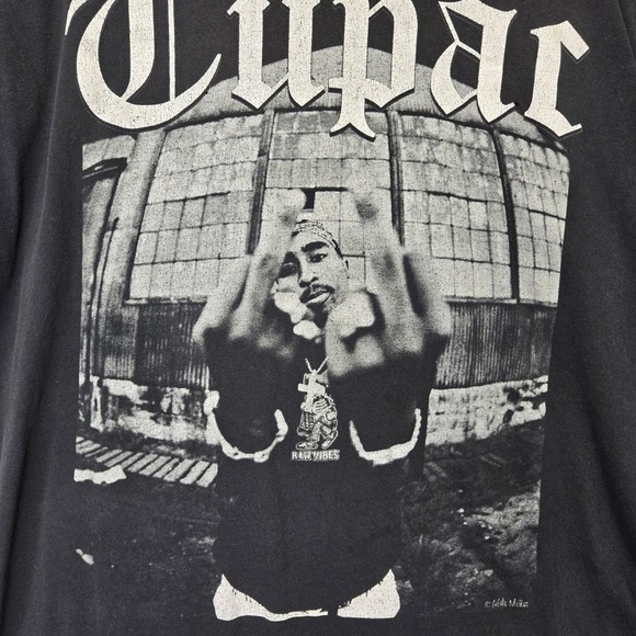 Tupac Shakur Graphic TShirt Black Short Sleeve Mens Size XL Hip Hop Rap 90's - Picture 2 of 11